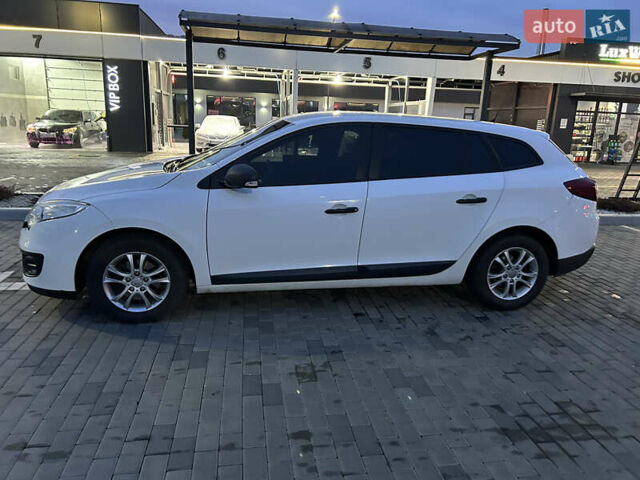 Білий Рено Меган, об'ємом двигуна 1.46 л та пробігом 304 тис. км за 6499 $, фото 3 на Automoto.ua