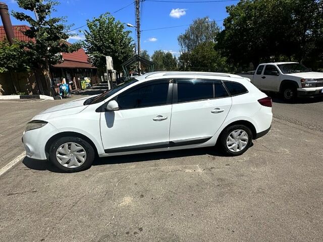 Білий Рено Меган, об'ємом двигуна 1.5 л та пробігом 264 тис. км за 7500 $, фото 1 на Automoto.ua