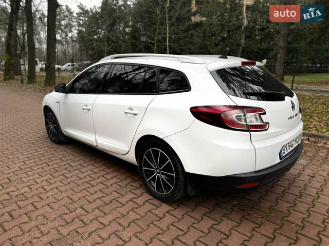 Білий Рено Меган, об'ємом двигуна 1.5 л та пробігом 260 тис. км за 8000 $, фото 3 на Automoto.ua