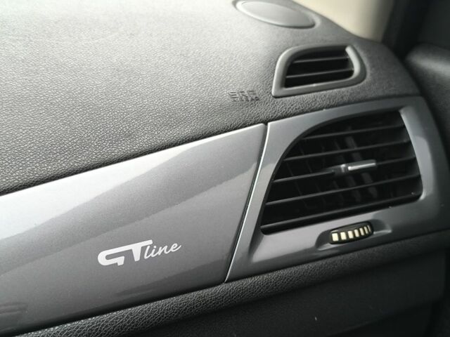 Білий Рено Меган, об'ємом двигуна 1.5 л та пробігом 238 тис. км за 8900 $, фото 20 на Automoto.ua