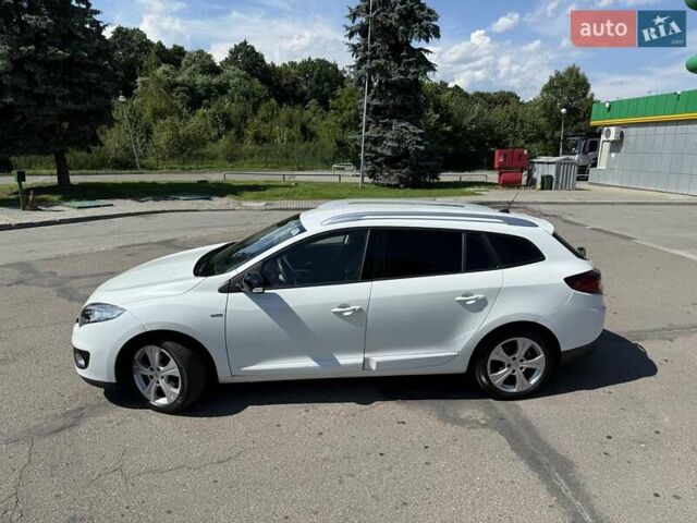 Белый Рено Меган, объемом двигателя 1.5 л и пробегом 225 тыс. км за 7699 $, фото 6 на Automoto.ua
