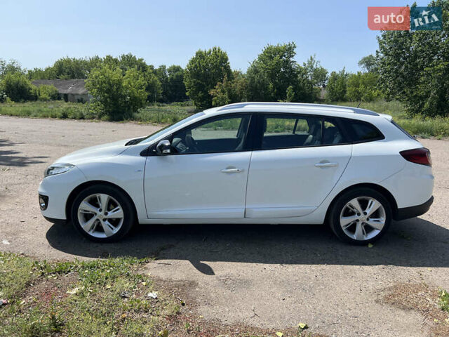 Белый Рено Меган, объемом двигателя 1.4 л и пробегом 191 тыс. км за 8500 $, фото 7 на Automoto.ua