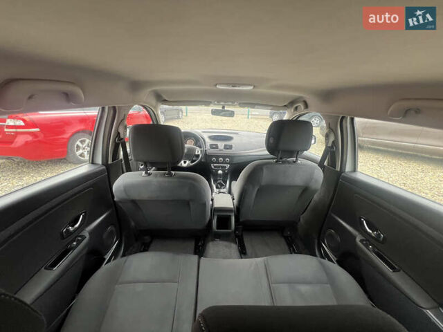 Белый Рено Меган, объемом двигателя 1.46 л и пробегом 255 тыс. км за 6500 $, фото 30 на Automoto.ua