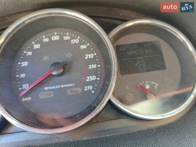 Белый Рено Меган, объемом двигателя 1.5 л и пробегом 329 тыс. км за 7100 $, фото 14 на Automoto.ua
