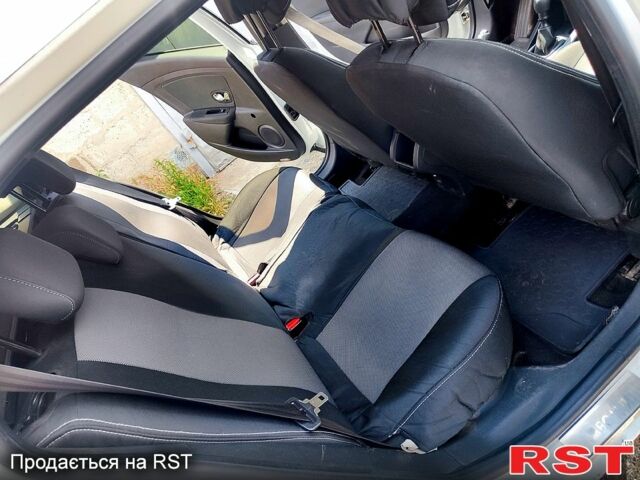 Білий Рено Меган, об'ємом двигуна 1.5 л та пробігом 417 тис. км за 6000 $, фото 7 на Automoto.ua