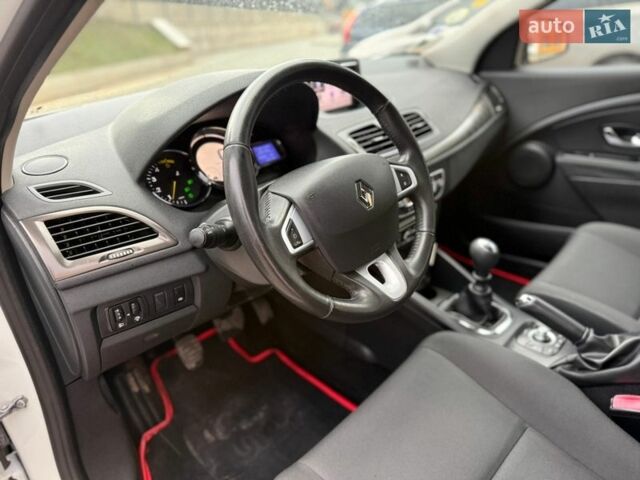 Білий Рено Меган, об'ємом двигуна 1.5 л та пробігом 202 тис. км за 7200 $, фото 45 на Automoto.ua