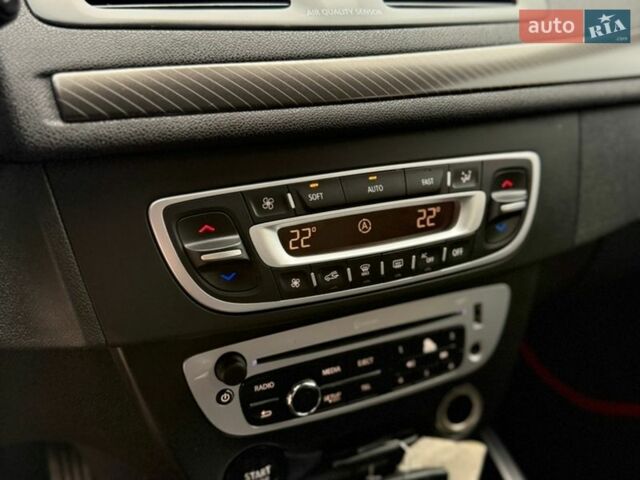 Білий Рено Меган, об'ємом двигуна 1.5 л та пробігом 202 тис. км за 7200 $, фото 50 на Automoto.ua