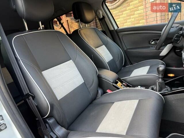 Белый Рено Меган, объемом двигателя 1.5 л и пробегом 225 тыс. км за 7699 $, фото 125 на Automoto.ua