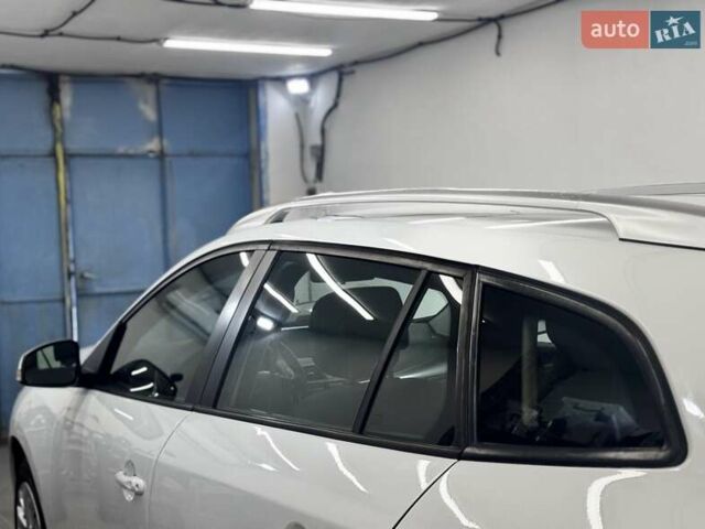 Білий Рено Меган, об'ємом двигуна 1.5 л та пробігом 270 тис. км за 6699 $, фото 16 на Automoto.ua