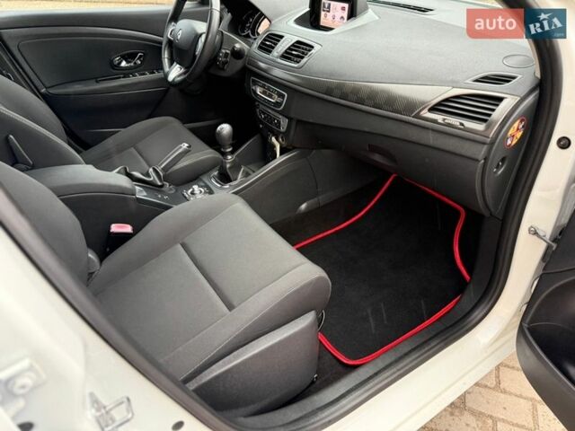 Білий Рено Меган, об'ємом двигуна 1.5 л та пробігом 202 тис. км за 7200 $, фото 80 на Automoto.ua