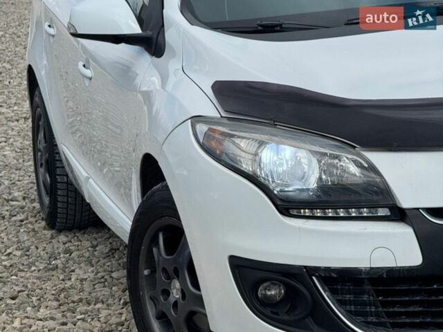 Білий Рено Меган, об'ємом двигуна 1.5 л та пробігом 274 тис. км за 6500 $, фото 13 на Automoto.ua