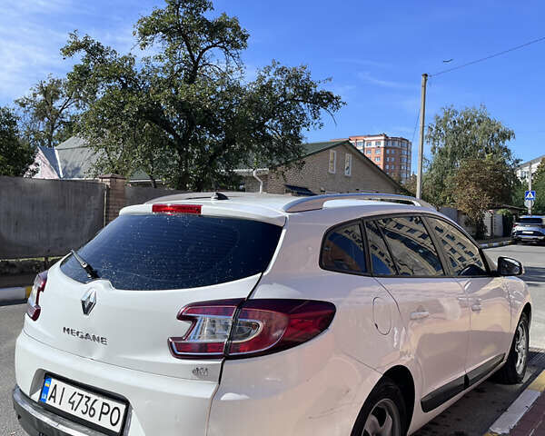 Білий Рено Меган, об'ємом двигуна 1.46 л та пробігом 303 тис. км за 6200 $, фото 4 на Automoto.ua