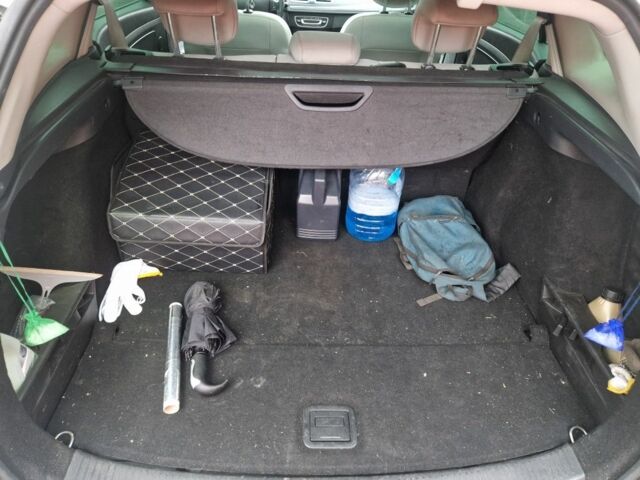 Белый Рено Меган, объемом двигателя 1.5 л и пробегом 327 тыс. км за 8000 $, фото 2 на Automoto.ua