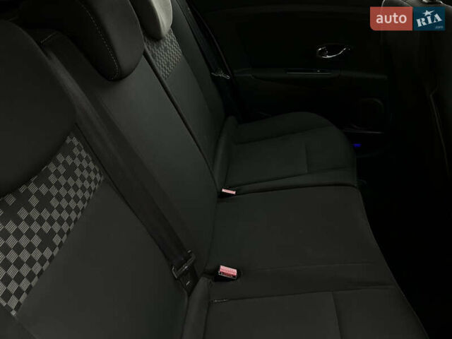 Белый Рено Меган, объемом двигателя 1.5 л и пробегом 266 тыс. км за 6599 $, фото 13 на Automoto.ua