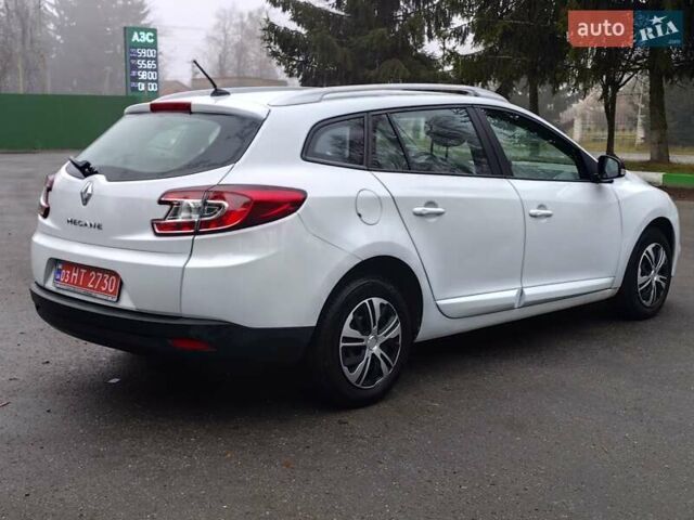 Белый Рено Меган, объемом двигателя 1.6 л и пробегом 57 тыс. км за 7750 $, фото 9 на Automoto.ua