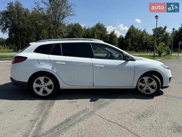 Белый Рено Меган, объемом двигателя 1.5 л и пробегом 225 тыс. км за 7699 $, фото 28 на Automoto.ua
