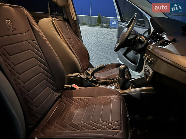 Білий Рено Меган, об'ємом двигуна 1.46 л та пробігом 304 тис. км за 6499 $, фото 24 на Automoto.ua