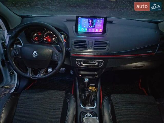 Білий Рено Меган, об'ємом двигуна 1.5 л та пробігом 261 тис. км за 7600 $, фото 17 на Automoto.ua