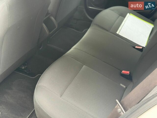 Белый Рено Меган, объемом двигателя 1.5 л и пробегом 208 тыс. км за 7700 $, фото 8 на Automoto.ua