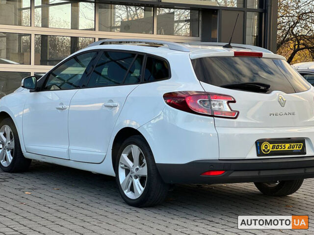 Білий Рено Меган, об'ємом двигуна 1.5 л та пробігом 225 тис. км за 8600 $, фото 3 на Automoto.ua