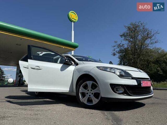 Белый Рено Меган, объемом двигателя 1.5 л и пробегом 225 тыс. км за 7699 $, фото 46 на Automoto.ua