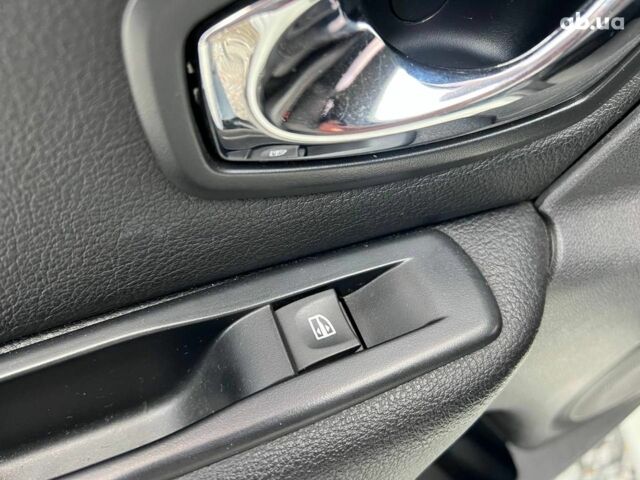 Білий Рено Меган, об'ємом двигуна 1.5 л та пробігом 240 тис. км за 8190 $, фото 33 на Automoto.ua