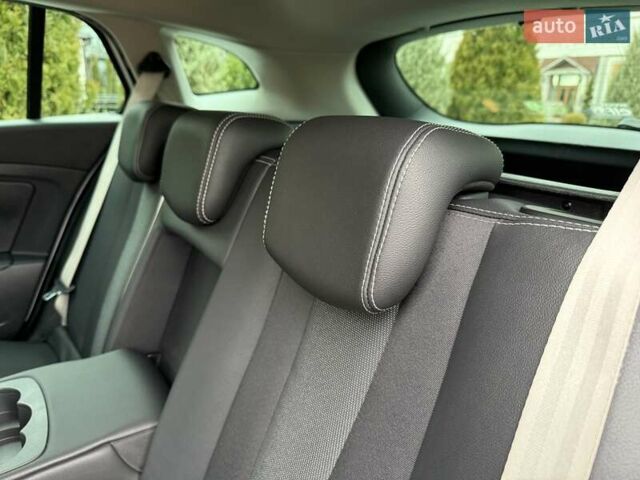 Білий Рено Меган, об'ємом двигуна 1.5 л та пробігом 228 тис. км за 8999 $, фото 138 на Automoto.ua