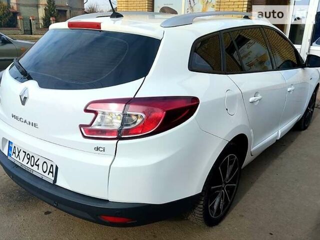 Білий Рено Меган, об'ємом двигуна 1.6 л та пробігом 246 тис. км за 8950 $, фото 3 на Automoto.ua
