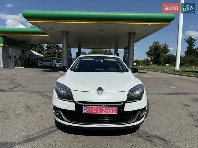 Белый Рено Меган, объемом двигателя 1.5 л и пробегом 225 тыс. км за 7699 $, фото 41 на Automoto.ua