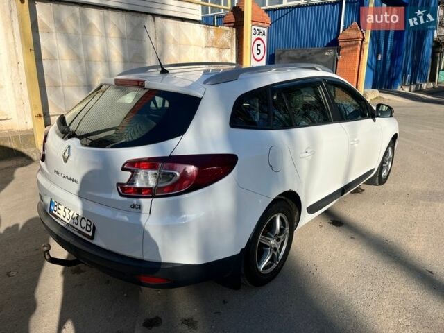 Білий Рено Меган, об'ємом двигуна 1.46 л та пробігом 267 тис. км за 5000 $, фото 12 на Automoto.ua
