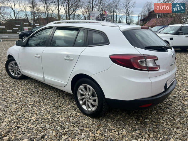 Белый Рено Меган, объемом двигателя 1.46 л и пробегом 255 тыс. км за 6500 $, фото 10 на Automoto.ua