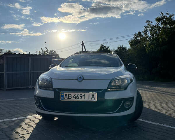 Білий Рено Меган, об'ємом двигуна 1.46 л та пробігом 256 тис. км за 8500 $, фото 9 на Automoto.ua