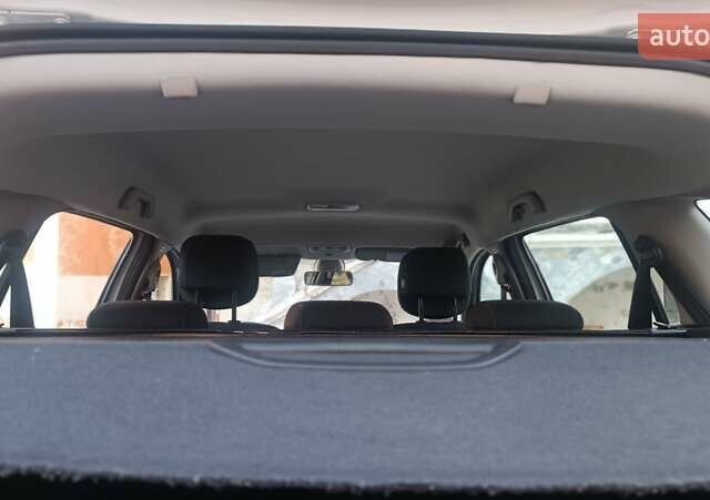 Белый Рено Меган, объемом двигателя 1.5 л и пробегом 265 тыс. км за 6900 $, фото 31 на Automoto.ua