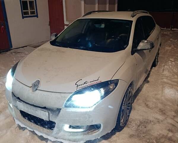 Білий Рено Меган, об'ємом двигуна 1.46 л та пробігом 220 тис. км за 9500 $, фото 9 на Automoto.ua