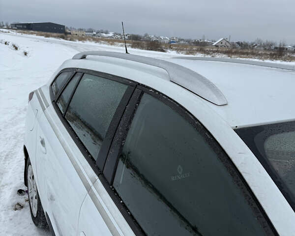 Белый Рено Меган, объемом двигателя 1.46 л и пробегом 256 тыс. км за 5900 $, фото 6 на Automoto.ua