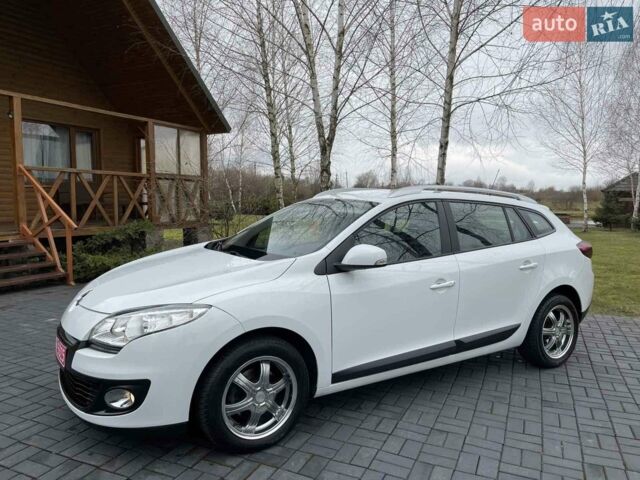 Белый Рено Меган, объемом двигателя 1.46 л и пробегом 169 тыс. км за 8500 $, фото 4 на Automoto.ua