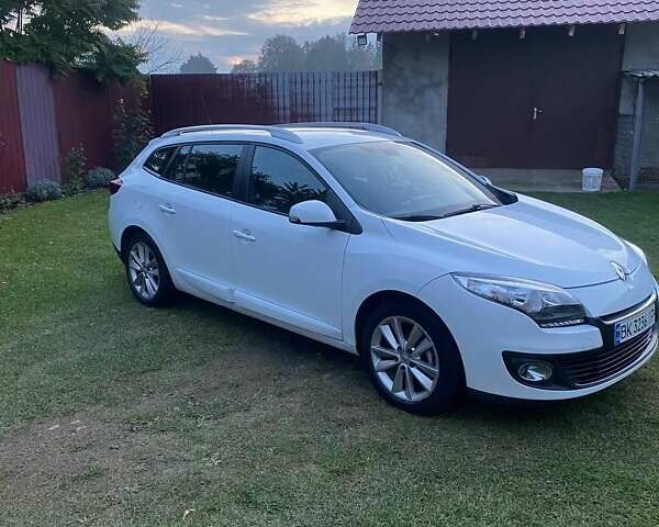 Білий Рено Меган, об'ємом двигуна 1.46 л та пробігом 244 тис. км за 8450 $, фото 5 на Automoto.ua