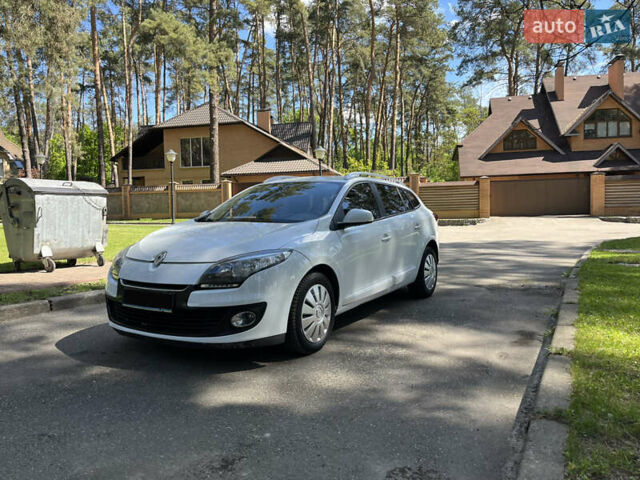 Білий Рено Меган, об'ємом двигуна 1.5 л та пробігом 210 тис. км за 6200 $, фото 28 на Automoto.ua