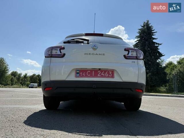 Белый Рено Меган, объемом двигателя 1.5 л и пробегом 225 тыс. км за 7699 $, фото 17 на Automoto.ua