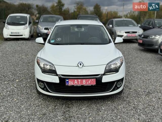 Белый Рено Меган, объемом двигателя 1.5 л и пробегом 190 тыс. км за 8900 $, фото 10 на Automoto.ua