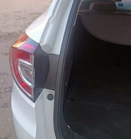 Белый Рено Меган, объемом двигателя 1.5 л и пробегом 265 тыс. км за 6900 $, фото 33 на Automoto.ua