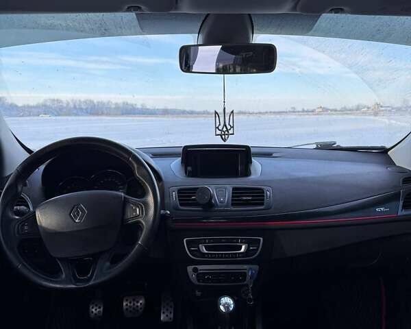 Білий Рено Меган, об'ємом двигуна 1.6 л та пробігом 297 тис. км за 8700 $, фото 13 на Automoto.ua