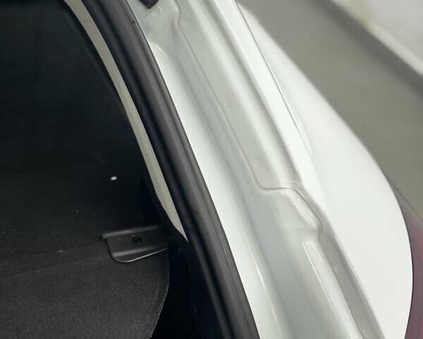 Білий Рено Меган, об'ємом двигуна 1.5 л та пробігом 270 тис. км за 6699 $, фото 74 на Automoto.ua