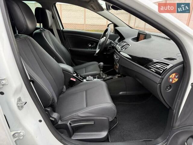 Білий Рено Меган, об'ємом двигуна 1.5 л та пробігом 228 тис. км за 8999 $, фото 127 на Automoto.ua