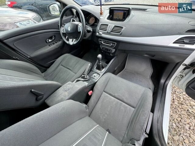 Білий Рено Меган, об'ємом двигуна 1.5 л та пробігом 274 тис. км за 6500 $, фото 43 на Automoto.ua