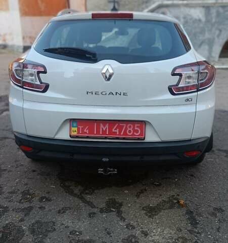Белый Рено Меган, объемом двигателя 1.5 л и пробегом 265 тыс. км за 6900 $, фото 12 на Automoto.ua