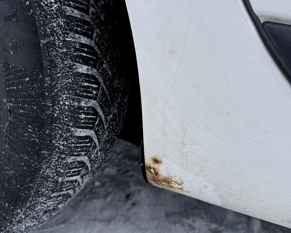 Белый Рено Меган, объемом двигателя 1.46 л и пробегом 256 тыс. км за 5900 $, фото 24 на Automoto.ua