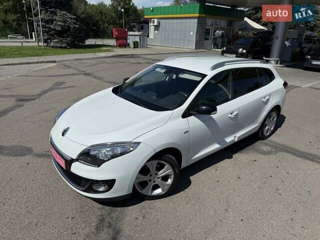 Белый Рено Меган, объемом двигателя 1.5 л и пробегом 225 тыс. км за 7699 $, фото 3 на Automoto.ua