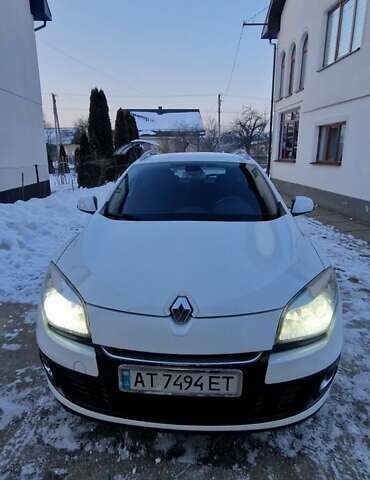 Білий Рено Меган, об'ємом двигуна 1.46 л та пробігом 310 тис. км за 6500 $, фото 13 на Automoto.ua
