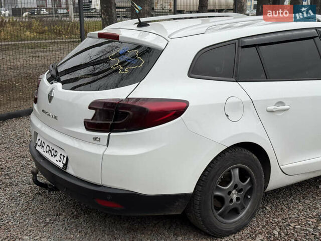 Белый Рено Меган, объемом двигателя 1.46 л и пробегом 271 тыс. км за 6500 $, фото 16 на Automoto.ua